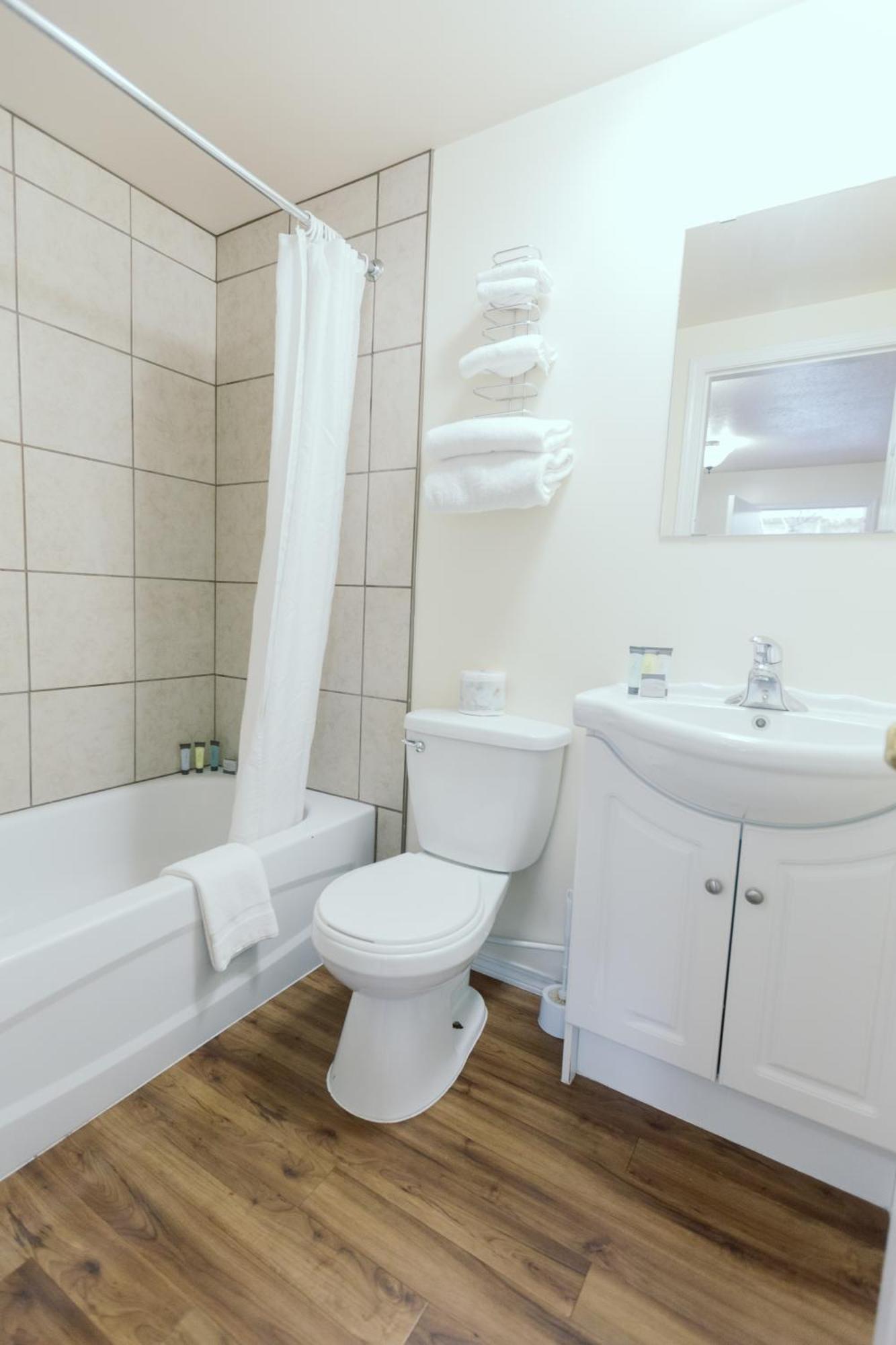Beachside Motel Пентиктън Екстериор снимка