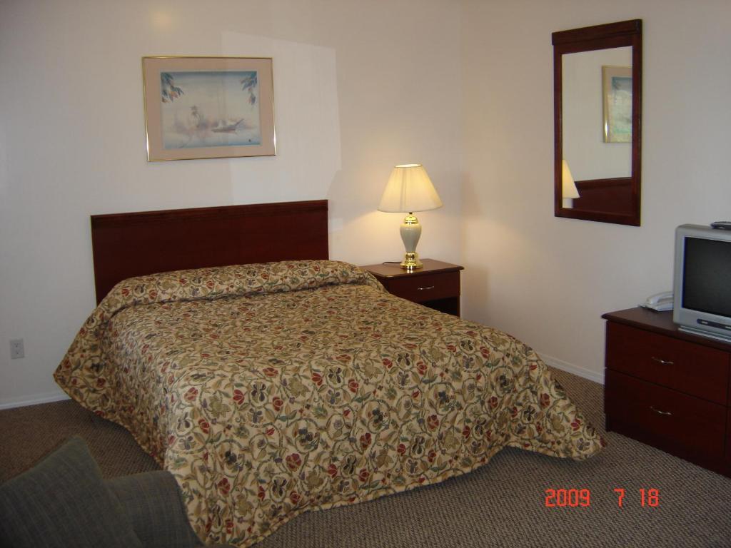 Beachside Motel Пентиктън Екстериор снимка